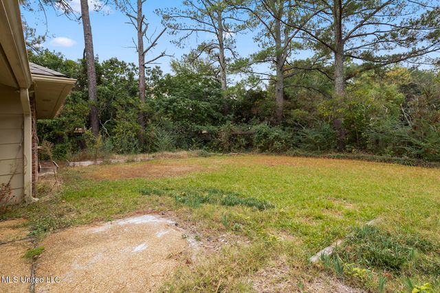 105 Brae Burn Drive, Jackson, MS 39211