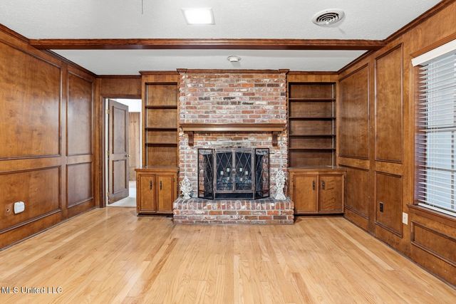 105 Brae Burn Drive, Jackson, MS 39211