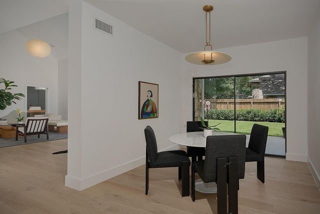 9 Paintedcup Court, The Woodlands, TX 77380
