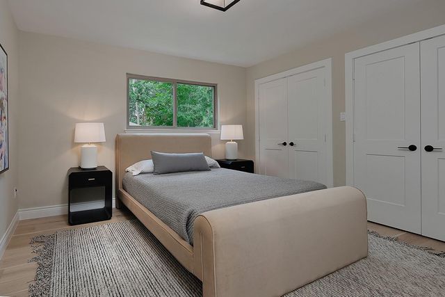 9 Paintedcup Court, The Woodlands, TX 77380