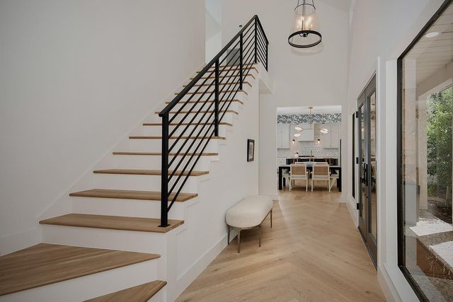 9 Paintedcup Court, The Woodlands, TX 77380