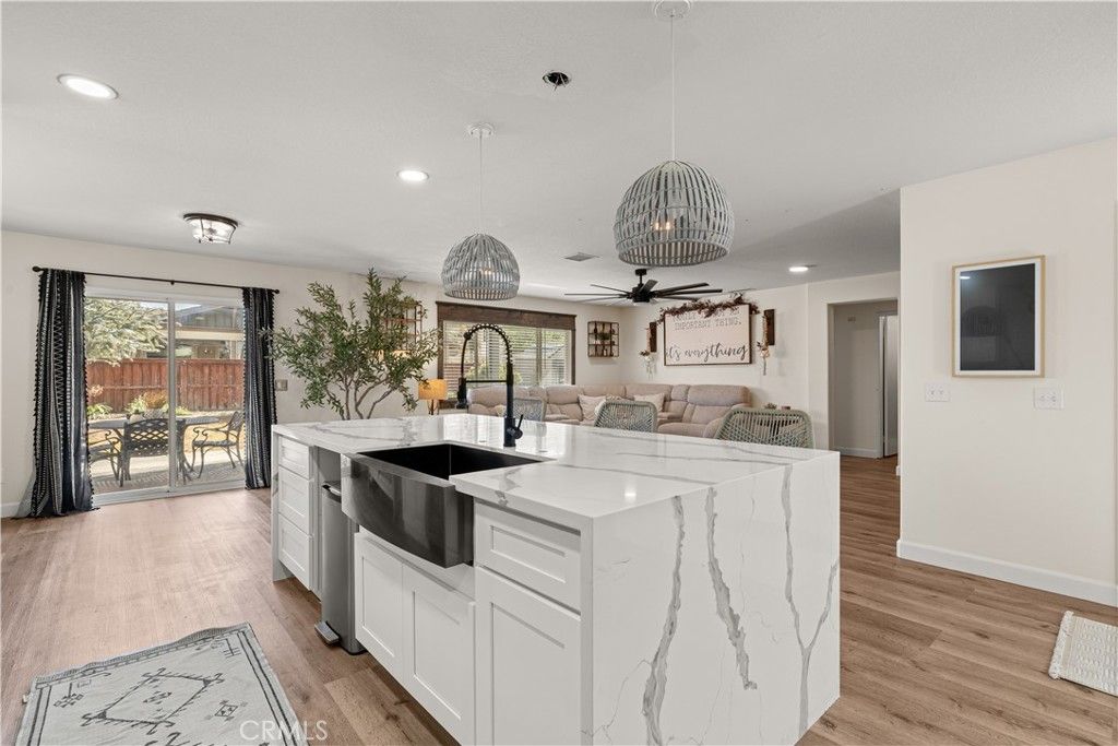 Image 13 of property listing at 229 Alverstone Street, Hemet, CA 92543