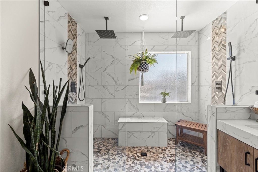 Image 24 of property listing at 229 Alverstone Street, Hemet, CA 92543