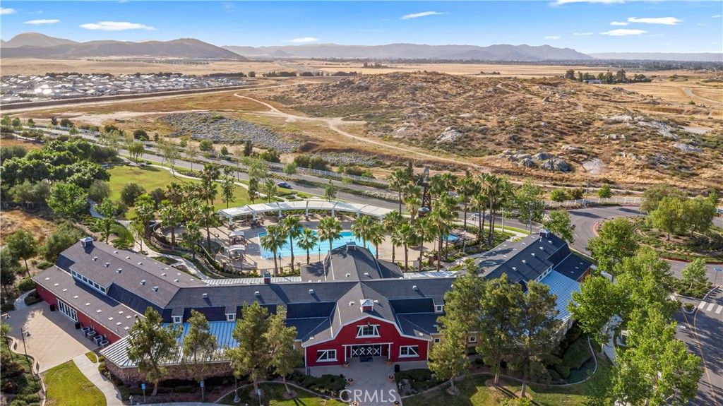 Image 38 of property listing at 229 Alverstone Street, Hemet, CA 92543