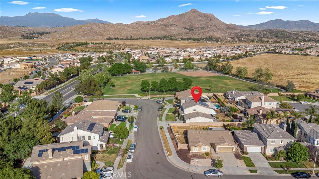 Image 40 of property listing at 229 Alverstone Street, Hemet, CA 92543