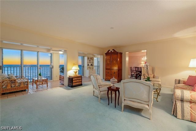 3377 GULF SHORE BLVD N 6C, Naples, FL 34103