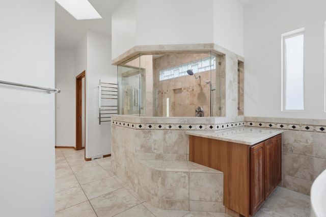 31 Desert Sky Road SE, Albuquerque, NM 87123