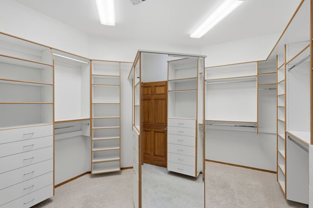 31 Desert Sky Road SE, Albuquerque, NM 87123