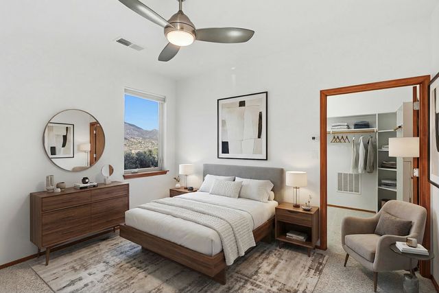 31 Desert Sky Road SE, Albuquerque, NM 87123