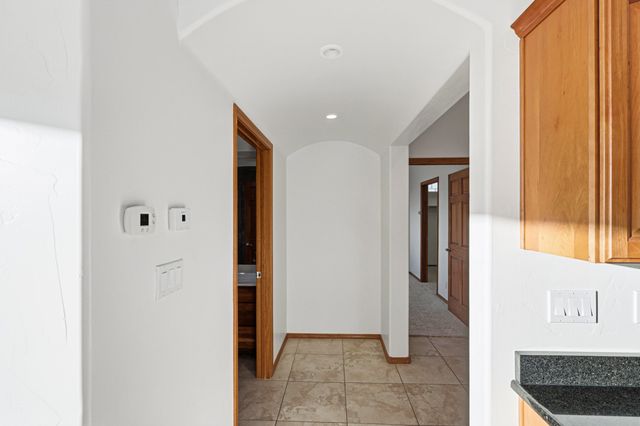 31 Desert Sky Road SE, Albuquerque, NM 87123