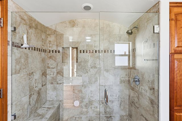 31 Desert Sky Road SE, Albuquerque, NM 87123