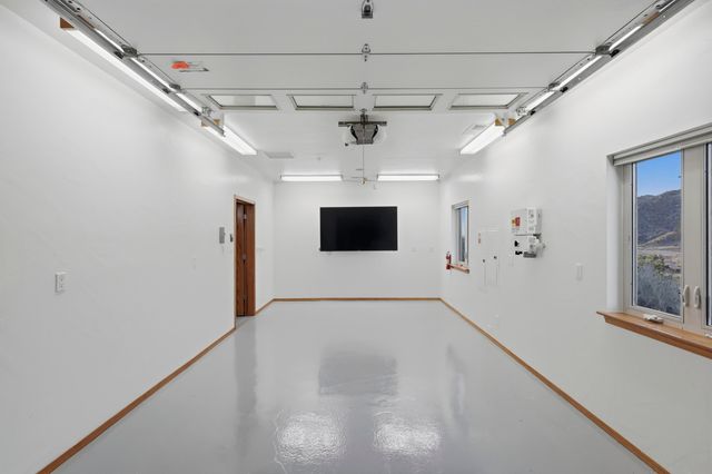 31 Desert Sky Road SE, Albuquerque, NM 87123