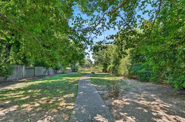 7001 Larkspur Ave, Citrus Heights, CA 95610