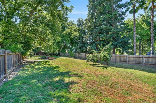 7001 Larkspur Ave, Citrus Heights, CA 95610