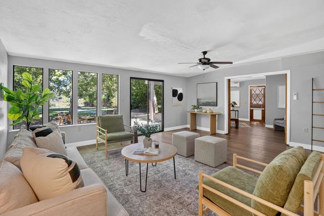 7001 Larkspur Ave, Citrus Heights, CA 95610