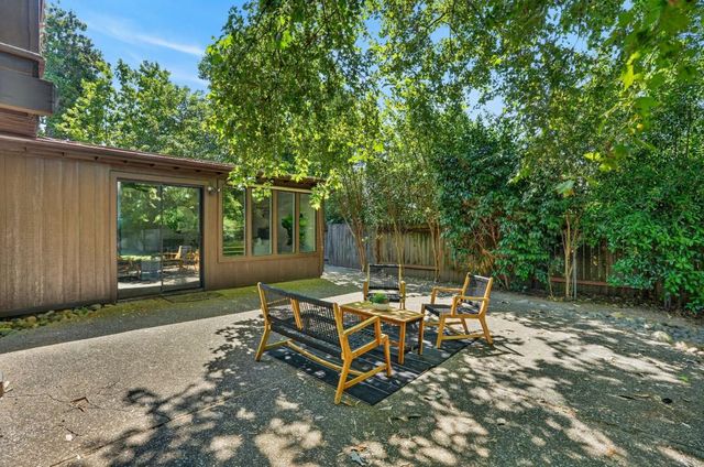 7001 Larkspur Ave, Citrus Heights, CA 95610