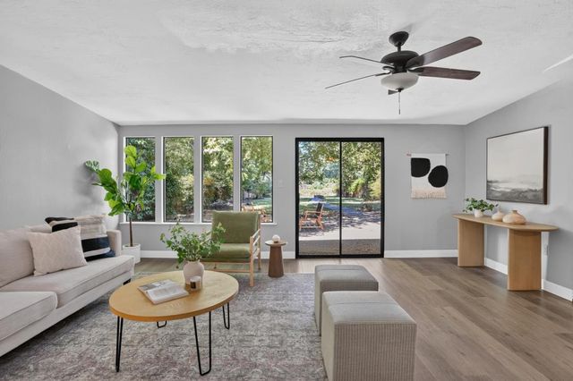 7001 Larkspur Ave, Citrus Heights, CA 95610
