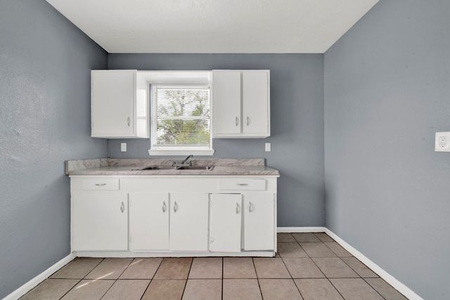 904 Beverly Ave Avenue 6, Pasadena, TX 77506