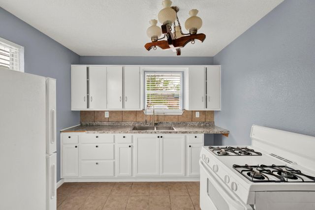 904 Beverly Ave Avenue 6, Pasadena, TX 77506