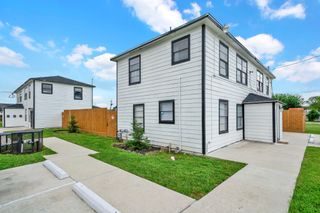 904 Beverly Ave Avenue 6, Pasadena, TX 77506