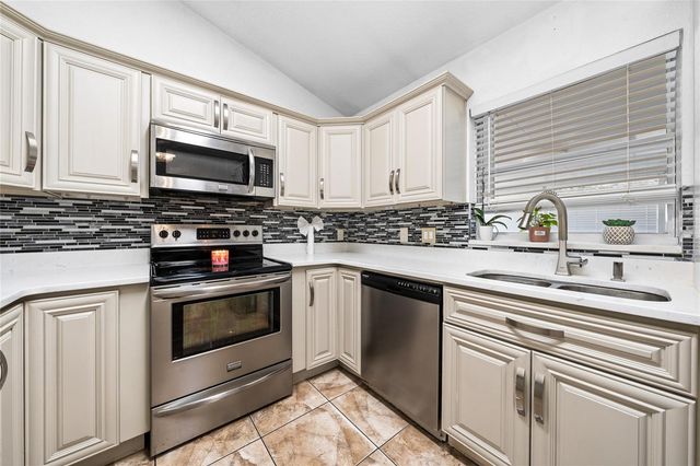 10618 REAGANS RUN DRIVE, Clermont, FL 34711