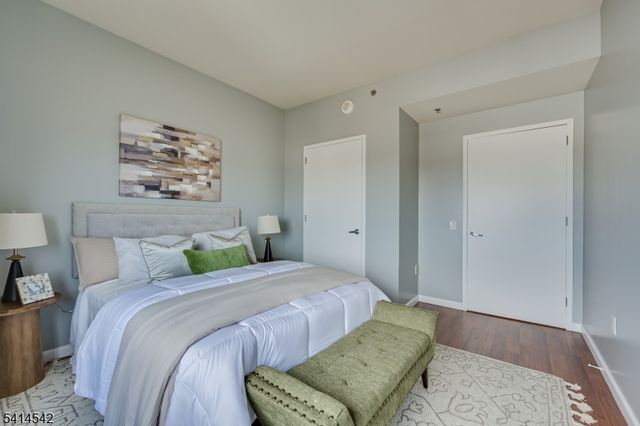 1 Carriage City Plz 1215, Rahway City, NJ 07065