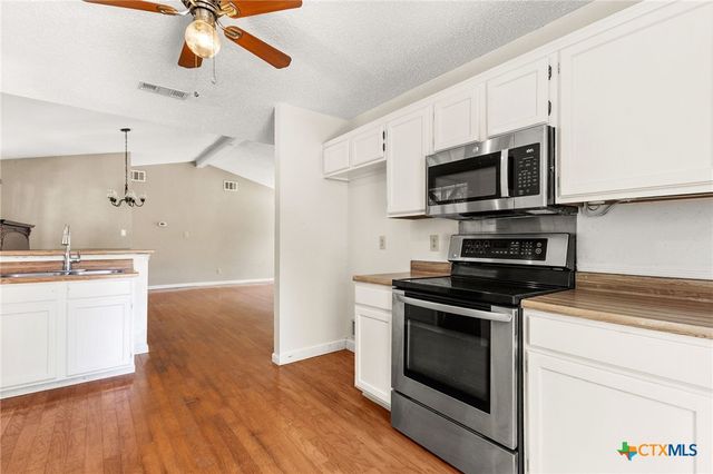 14720 Fm 725, Seguin, TX 78155