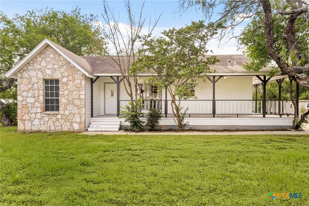 14720 Fm 725, Seguin, TX 78155