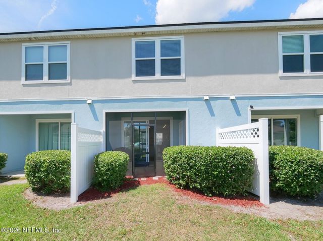 648 YELLOW OAKS Lane, Orange Park, FL 32065