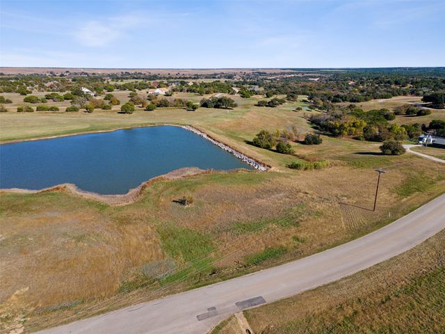 7301 Retreat Boulevard, Cleburne, TX 76033