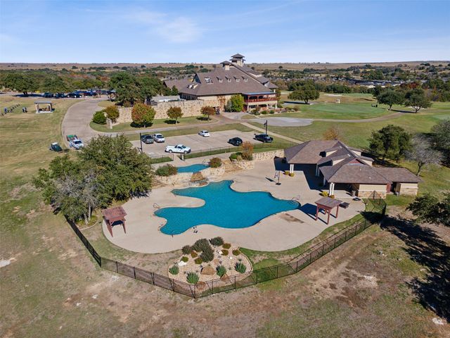7301 Retreat Boulevard, Cleburne, TX 76033