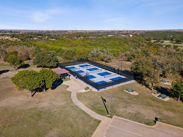 7301 Retreat Boulevard, Cleburne, TX 76033