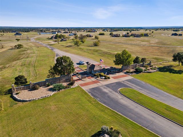 7301 Retreat Boulevard, Cleburne, TX 76033