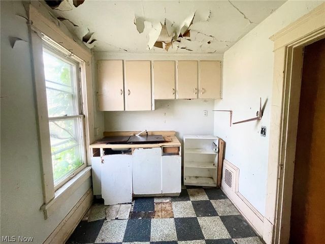 1720 5th Street SE, Canton, OH 44707