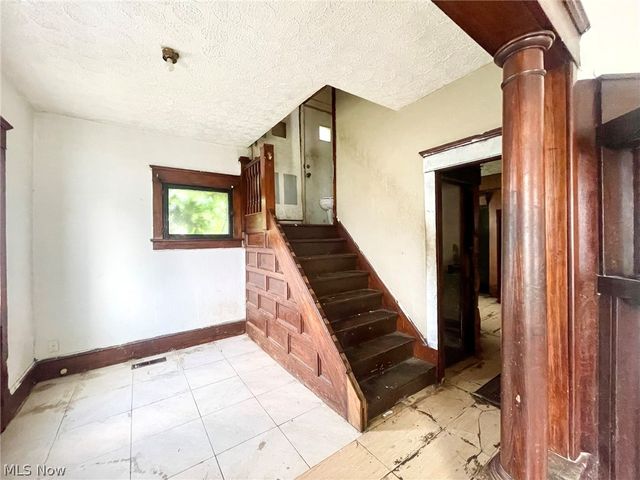 1720 5th Street SE, Canton, OH 44707