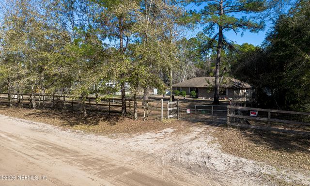 2435 RANGE LINE Road, Middleburg, FL 32068