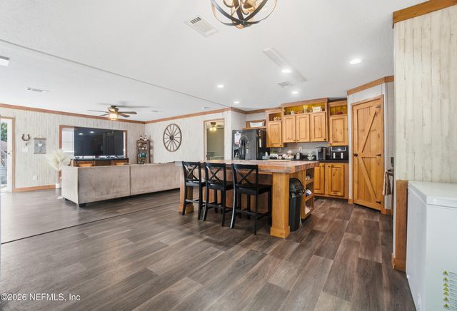 2435 RANGE LINE Road, Middleburg, FL 32068