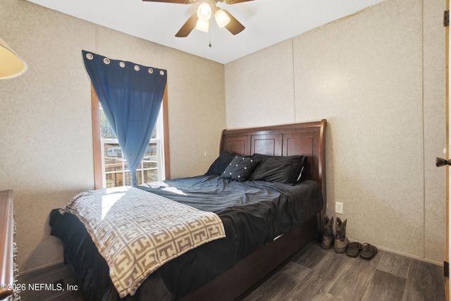 2435 RANGE LINE Road, Middleburg, FL 32068