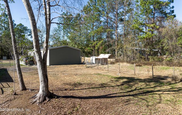 2435 RANGE LINE Road, Middleburg, FL 32068