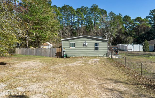 2435 RANGE LINE Road, Middleburg, FL 32068