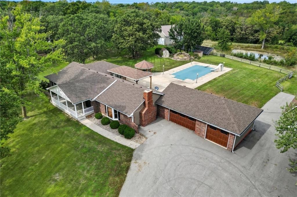 32210 E Stony Point School Road, Grain Valley, MO 64029