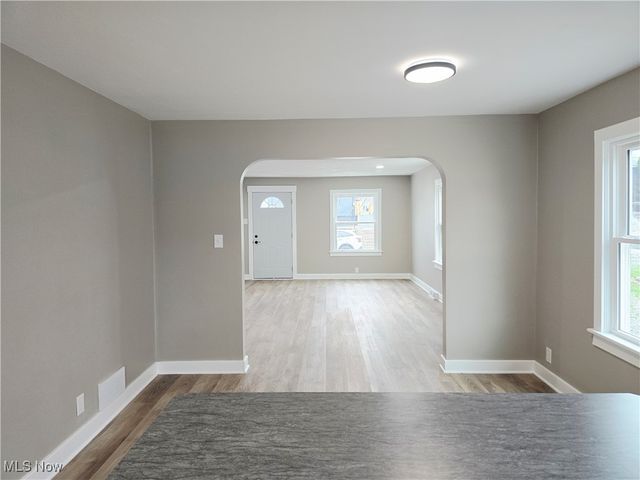 255 Florence Avenue, Zanesville, OH 43701