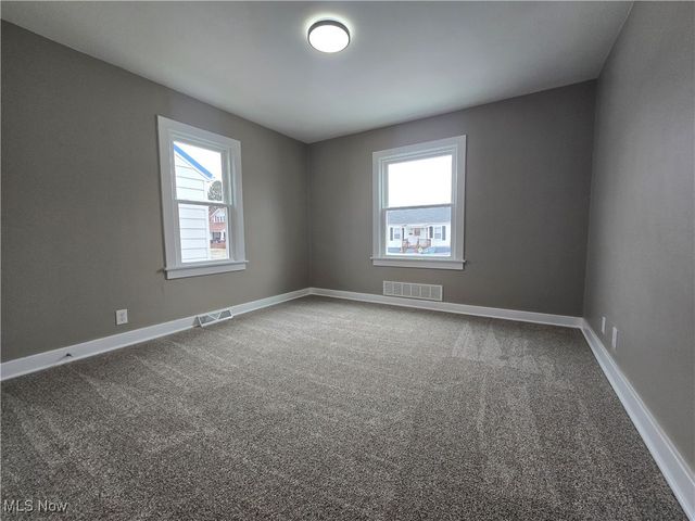 255 Florence Avenue, Zanesville, OH 43701