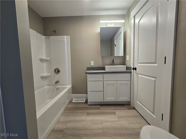 255 Florence Avenue, Zanesville, OH 43701