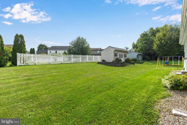 955 KOLES WAY, Red Lion, PA 17356