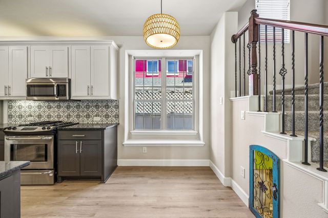 1000 Haley Court, Savannah, TX 76227