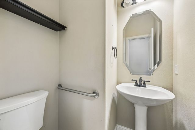 1000 Haley Court, Savannah, TX 76227