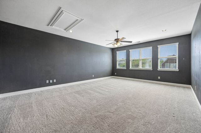 1000 Haley Court, Savannah, TX 76227