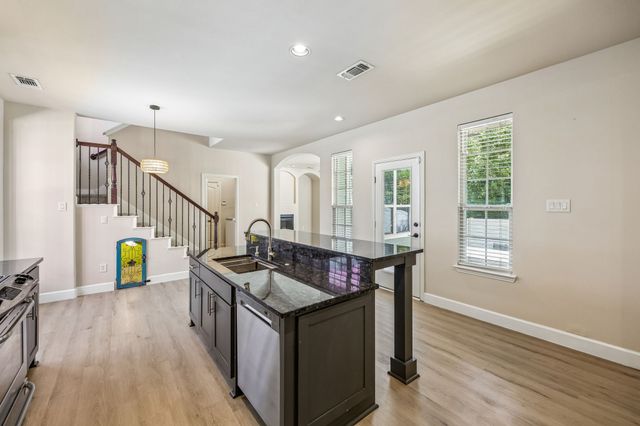 1000 Haley Court, Savannah, TX 76227