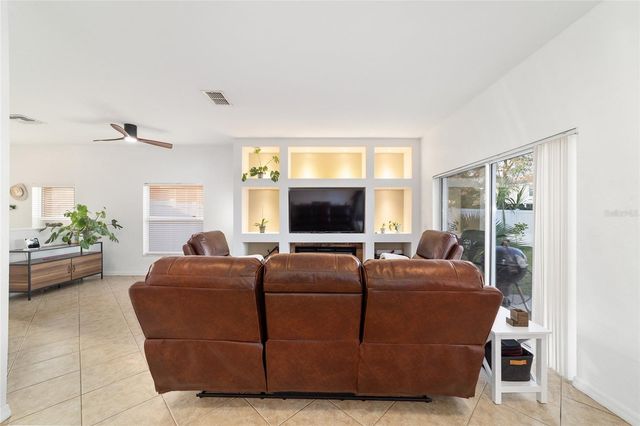 5094 NE 122ND BOULEVARD, Oxford, FL 34484